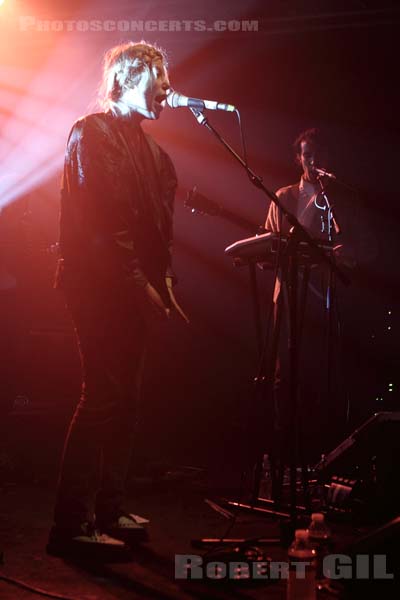 TWIN SISTER - 2011-11-16 - PARIS - Point Ephemere - 